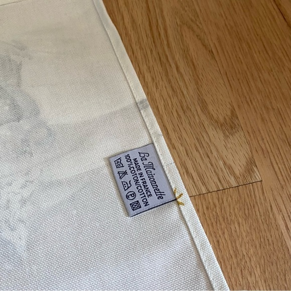 La Maisonnette Made in France 100% Cotton Napkins Bundle Lot of 5 + 1 Linen Deer - Picture 6 of 10